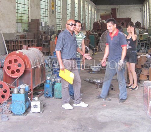 2011年7月25日，外國友人參觀考察我公司！明經(jīng)理等接待并陪同參觀！(圖8)