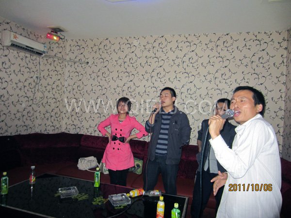 2011年10月，鄭州企鵝糧油機(jī)械有限公司--外貿(mào)部，十一國(guó)慶節(jié)團(tuán)體活動(dòng)！(圖1)