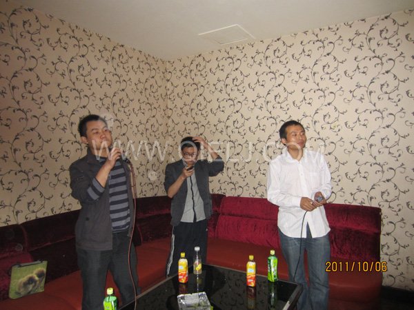 2011年10月，鄭州企鵝糧油機(jī)械有限公司--外貿(mào)部，十一國(guó)慶節(jié)團(tuán)體活動(dòng)！(圖6)