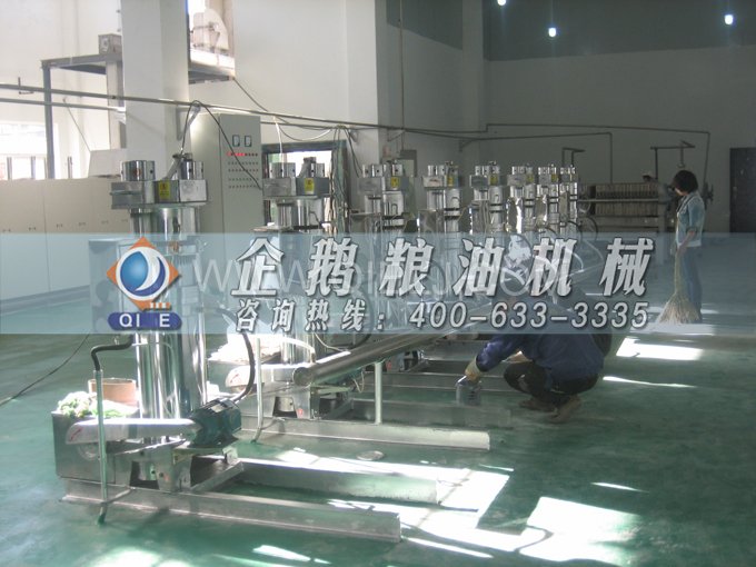 芝麻油壓榨處理設(shè)備，企鵝牌液壓榨油機勇于創(chuàng)新生產(chǎn)效率高(圖5)