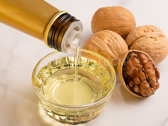 企鵝牌核桃油榨油設(shè)備，生產(chǎn)綠色健康油受大眾喜愛(圖1)